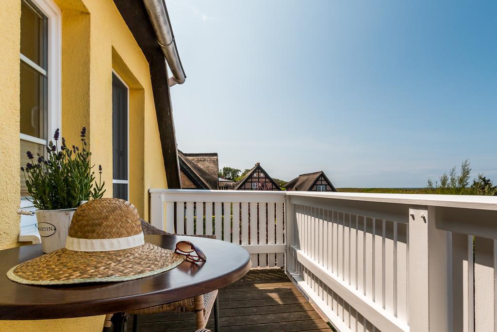 Haus Nordlicht Hotel Ahrenshoop Buitenkant foto